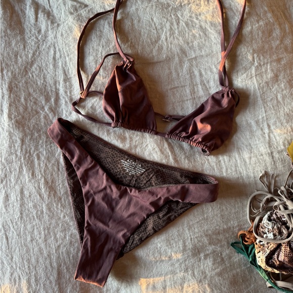 ACACIA Set in Apache Plume - Picture 4 of 7